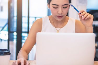 8 Ways to Save Time on Your Webinar Marketing Plan