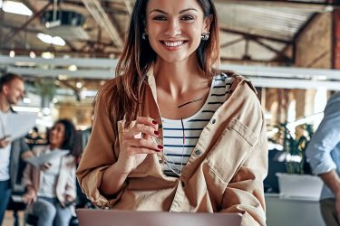 Pourquoi les experts vont-ils à des webinaires ? Découvrez les réponses des clients ClickMeeting !